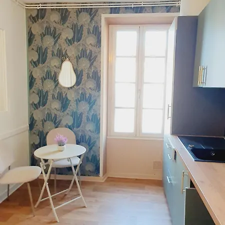 - La Rochelle Apartment *